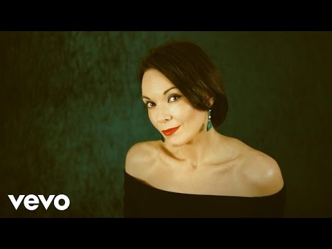 Daisy Hicks - French Café Met Life Remix (Radio Edit)