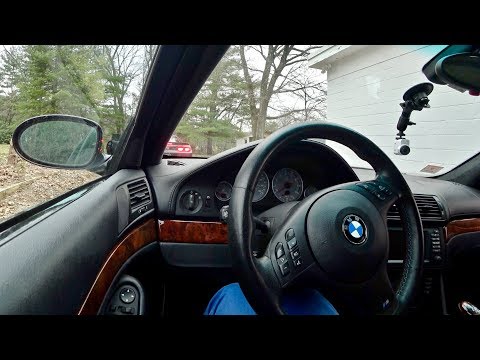 Daily Driving My E39 M5 because my E92 M3 BROKE