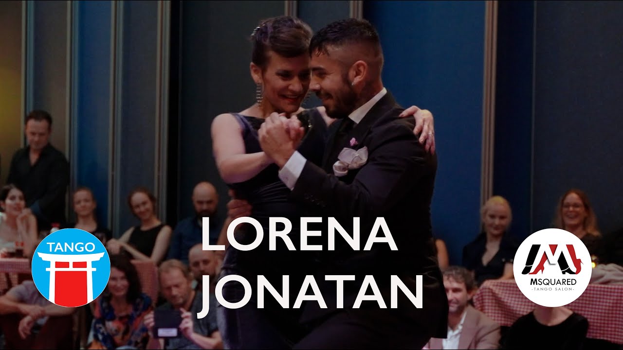 Lorena de Miranda Serra and Jonatan Agüero - Taquito militar - 3/4