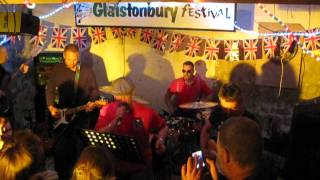 Middle Aged Kicks - I Fought The Law (Edit) Glaistonbury Festival 2012