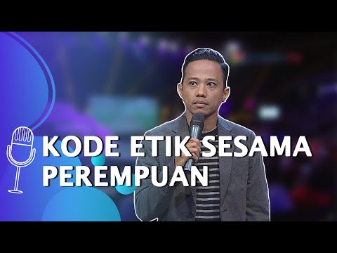 Stand Up Comedy Muhadkly Acho: Cewek Itu Kompetitif, Maunya Selalu Dipuji!