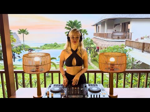 VONDA7 - Sunset DJ Set (4K) - Bali 🇮🇩 (Melodic House & Techno)
