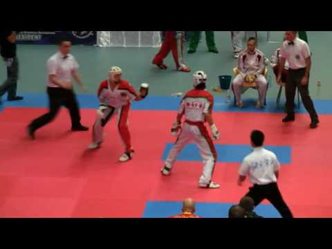 WAKO 2009 Timmy Sarantoudis v Laszlo Gombos