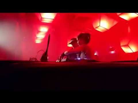 Cari Lekebusch B2B Zoë Xenia at Welcome to the Future Indoor Festival