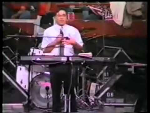 El Mensaje olvidado por Marcos Witt - Mensaje de Chuy Olivares