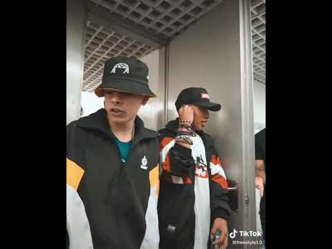 Entrada al vestuario REDD BULL