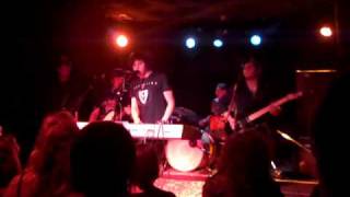 Vaudeville - Hideaway