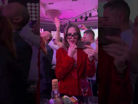 Eski sevgilisi evlenirken Serenay Sarıkaya’dan manidar paylaşım!