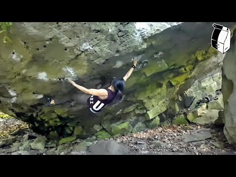 Rigormortis (V9/7c): Niagara Glen - Maria Cheng