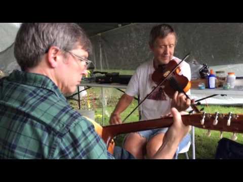 Turkey in the Straw - Ed Baggott & Jim Holland - Clifftop 2016