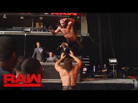Raw: Seth Rollins vs. Rusev