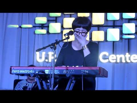 Up Dharma Down - Luna (with Japanese version) (Live @ UP Town Center) (2016)