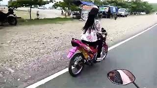 Download lagu Model cantik satria f KereKecee mp3 Download lagu Model cantik satria f KereKecee mp3