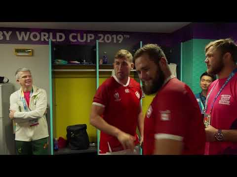 Canada's Josh Larsen apologises to Springboks after red card