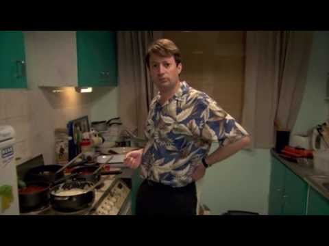 People Start Arriving To The Party - Peep Show