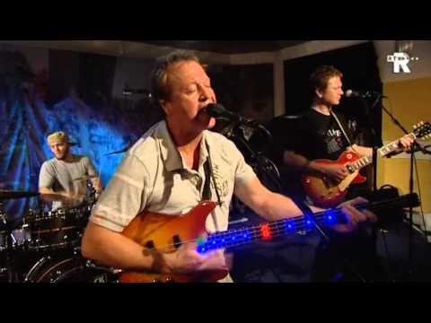 Live Uit Lloyd - Level 42 - Lessons In Love
