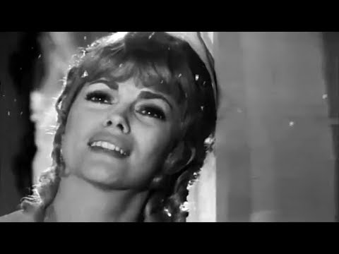 Mireille Mathieu - C'Est À Mayerling (Salves d'Or, 26.12.1968)