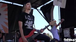 Tonight Alive - Listening (live @ Vans Warped Tour)