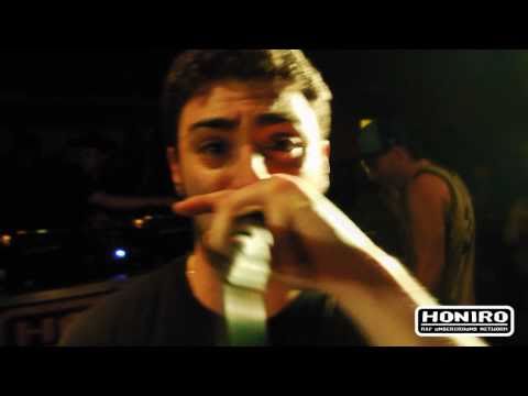 AMSTERDAM BATTLE 2011 - QUARTI - PINGU vs MARIO [Fratelli Quintale]