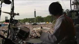 Gnarls Barkley - Smiley Faces live @ wireless 2006 HQ + interview