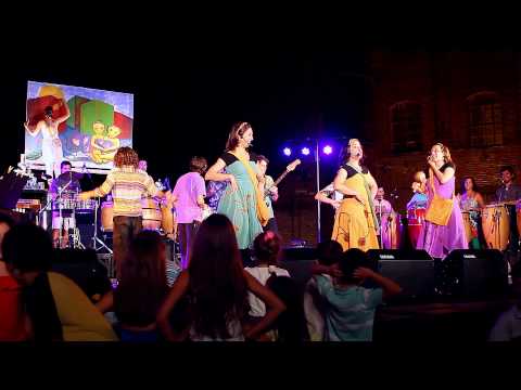 CANTICUENTICOS "Cumbia del monstruo" en vivo  con Emparche Ensamble de Percusión