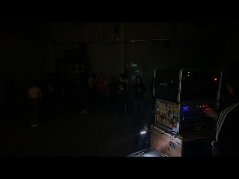 Justice Soundsystem (b) - Dubbing di Heavy Bass 'Round 1&2' pt15 @ sportoase de toren (b) 091222