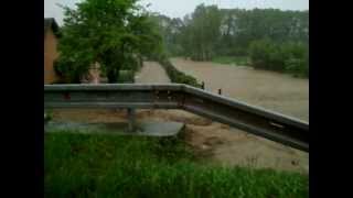 preview picture of video 'Záplava ve Stříteži u Jihlavy 23.5.2014'