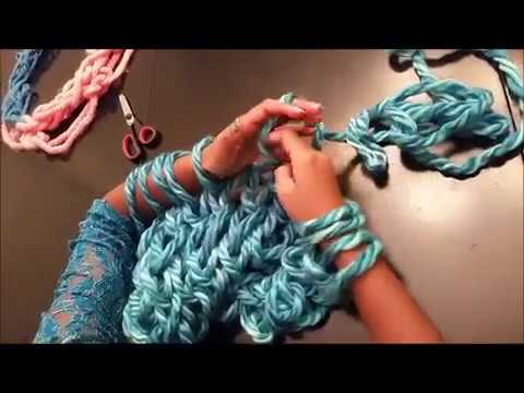 Quick & Easy Arm Knitting a Scarf in 15 minutes by a 6 year old Sindhu surapaneni