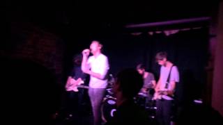 Girl Band - Um Bongo - Live at the Kasbah Social, Limerick