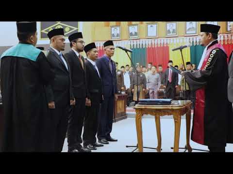 Pengambilan Sumpah/Janji Pimpinan DPRD Kota Pekanbaru. 