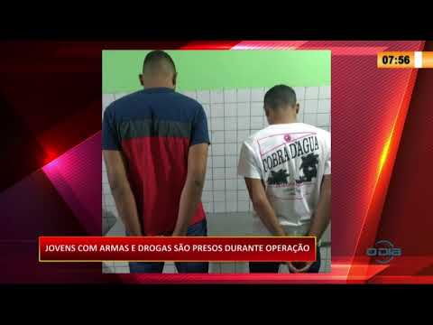 Jovens com armas e drogas saÌƒo presos durante operacão 11 08