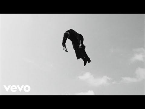 Club Kuru - Sunshine Kiss The Water (Official Video)