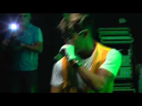 Bathida Black - Kika o Bumbum Devagar