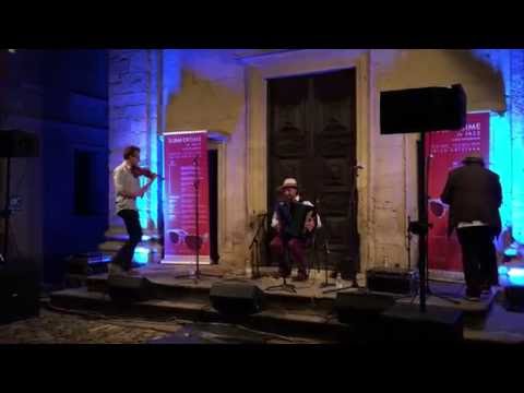 "Trio campato in aria" a Vigoleno (PC) per Summertime in Jazz 2016