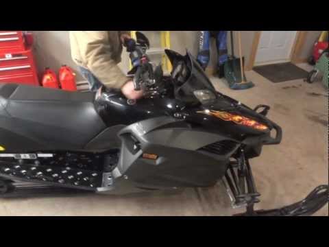 Yamaha Apex battery replacement