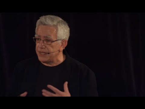TEDxPanthéonSorbonne L'information c'est la vie. Jusqu'où ? Gérard Ayache