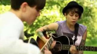 Tegan and Sara- Northshore acoustic (w/ Ice Cream Man)
