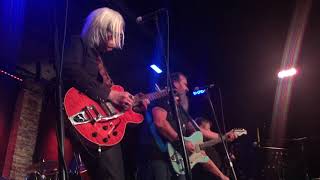 Steve Earle &amp; Dukes feat. Chris MASTERSON &quot;Fixin&#39; to Die&quot; snippet/&amp; @1:00 &quot;Hey Joe&quot; (NYC 2 Dec 2017)