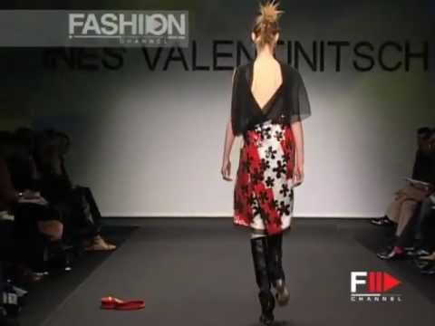 "Ines Valentinitsch" Autumn Winter 2001 2002 Milano 4 of 4 pret a porter by FashionChannel.mov