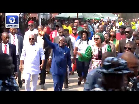 Supporters Troop Out To Welcome Gov Alex Otti After Victory At S/Court