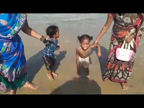 silver ⛱️🏖️ beach