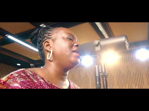 EYEBANA_ FEMME THAMAR (Live recording officiel)