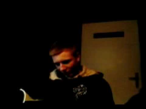 das ist der hammer ....mhh..was macht er da????