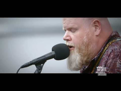 WWSC S9 - Instant Classic Avey Grouws Band  "Hard Times"