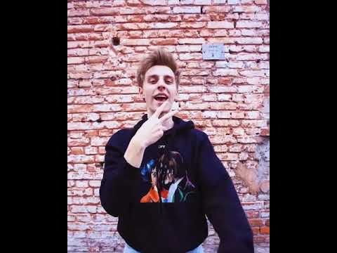 Обои офишл бро. Что значит офишл бывший. Что значит офишл бывший. Что значит офишл бывший. Викки бифри.