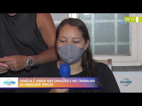 Família se une em orações e para fabricar terços 09 11 2020