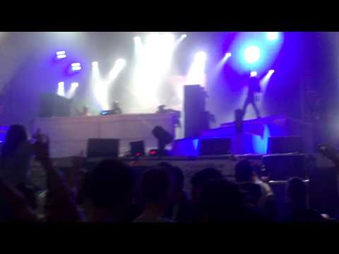 Rave in the river 2012, intro Buenri