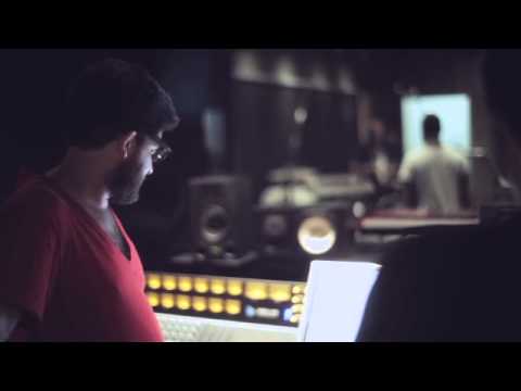 Converse Rubber Tracks - Track of the Week: "DanceShee" by Aabaraki