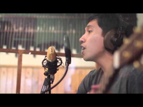 Banda Neira -  Yang Patah Tumbuh, yang Hilang Berganti (Live)