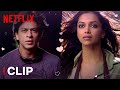 Deepika Padukone Shah Rukh Khan S Romantic Reunion Om Shanti Om Netflix India